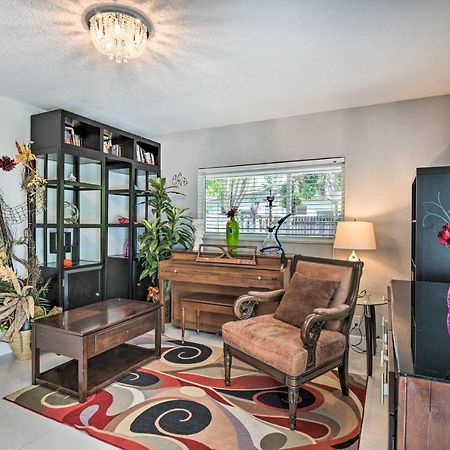 Shady And Eclectic Fort Lauderdale Dwelling With Yard! Exterior foto